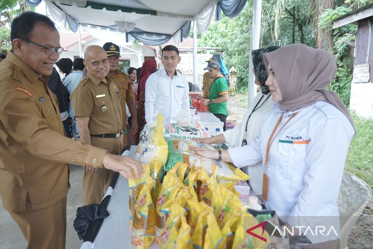 Bupati Asahan buka operasi pasar reguler dan pasar khusus