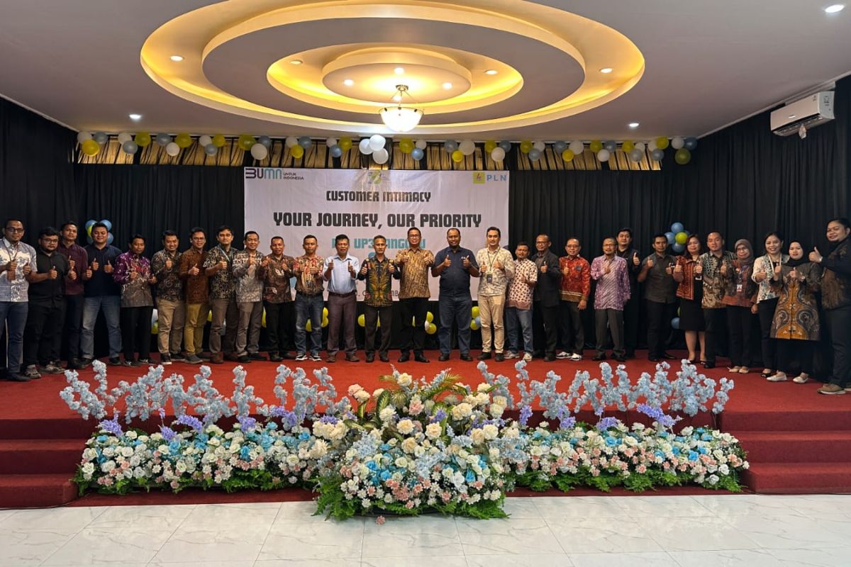 PLN Gelar Customer Intimacy di Hotel The Garden Palace Sanggau