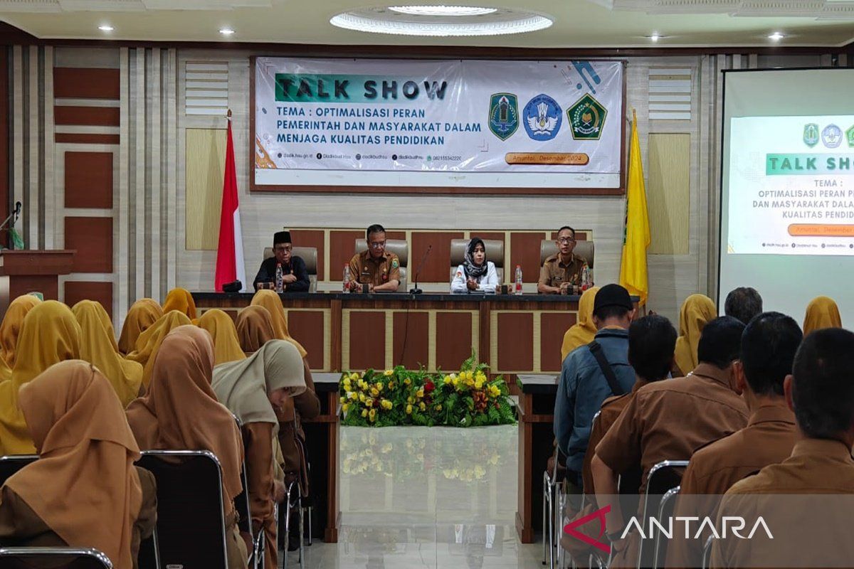 HSU holds talk show to maintain education quality