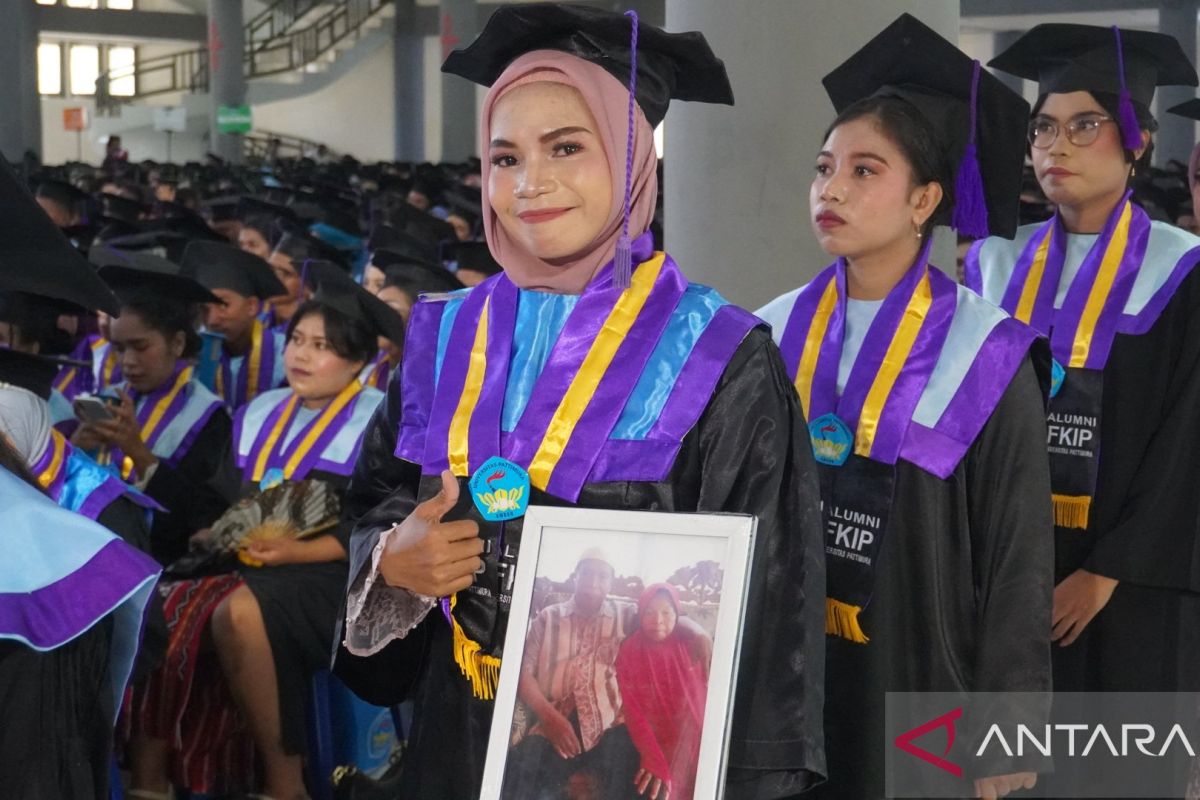 Unpatti Ambon wisuda 1.768 mahasiswa periode Desember 2024, termasuk magister dan doktor