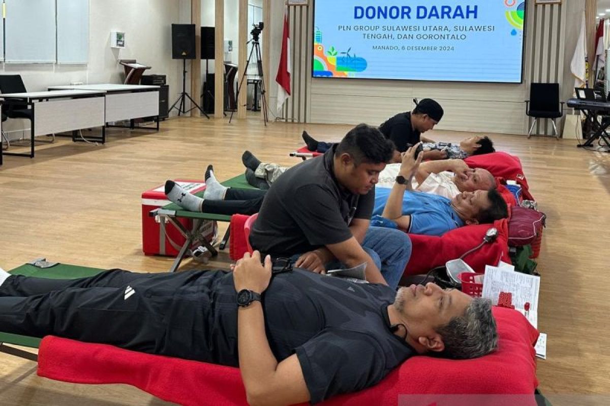 Peringati Natal 2024, Perokris PLN UID Suluttenggo gelar donor darah