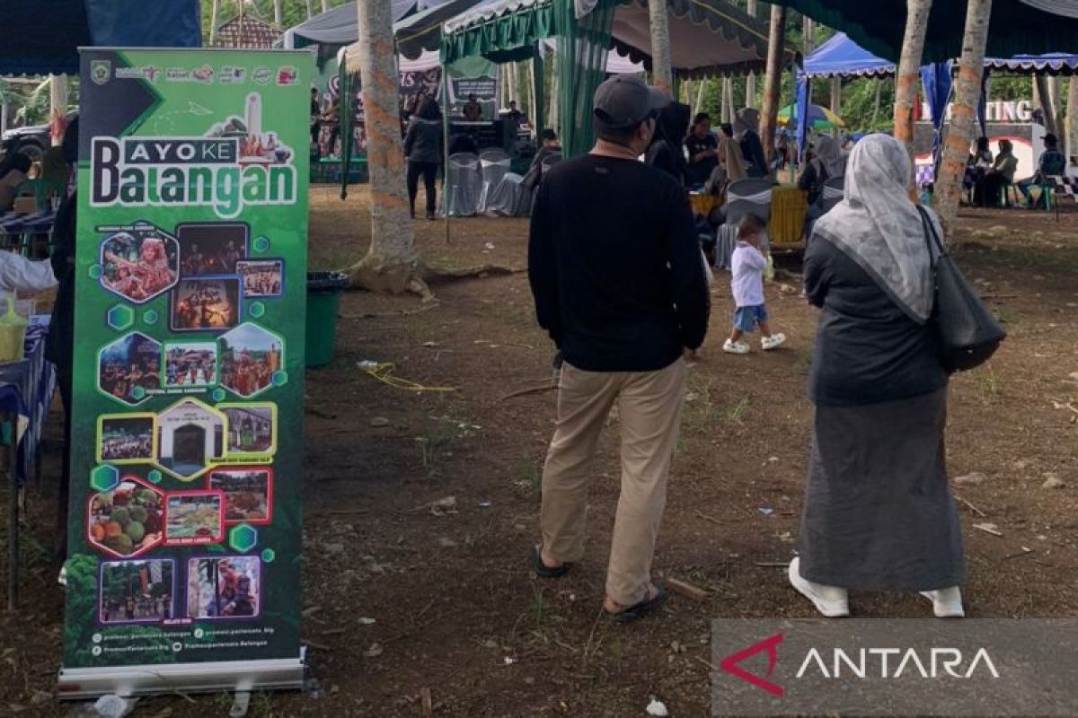 Pemkab Balangan gelar pentas seni dan ekonomi kreatif di Maranting