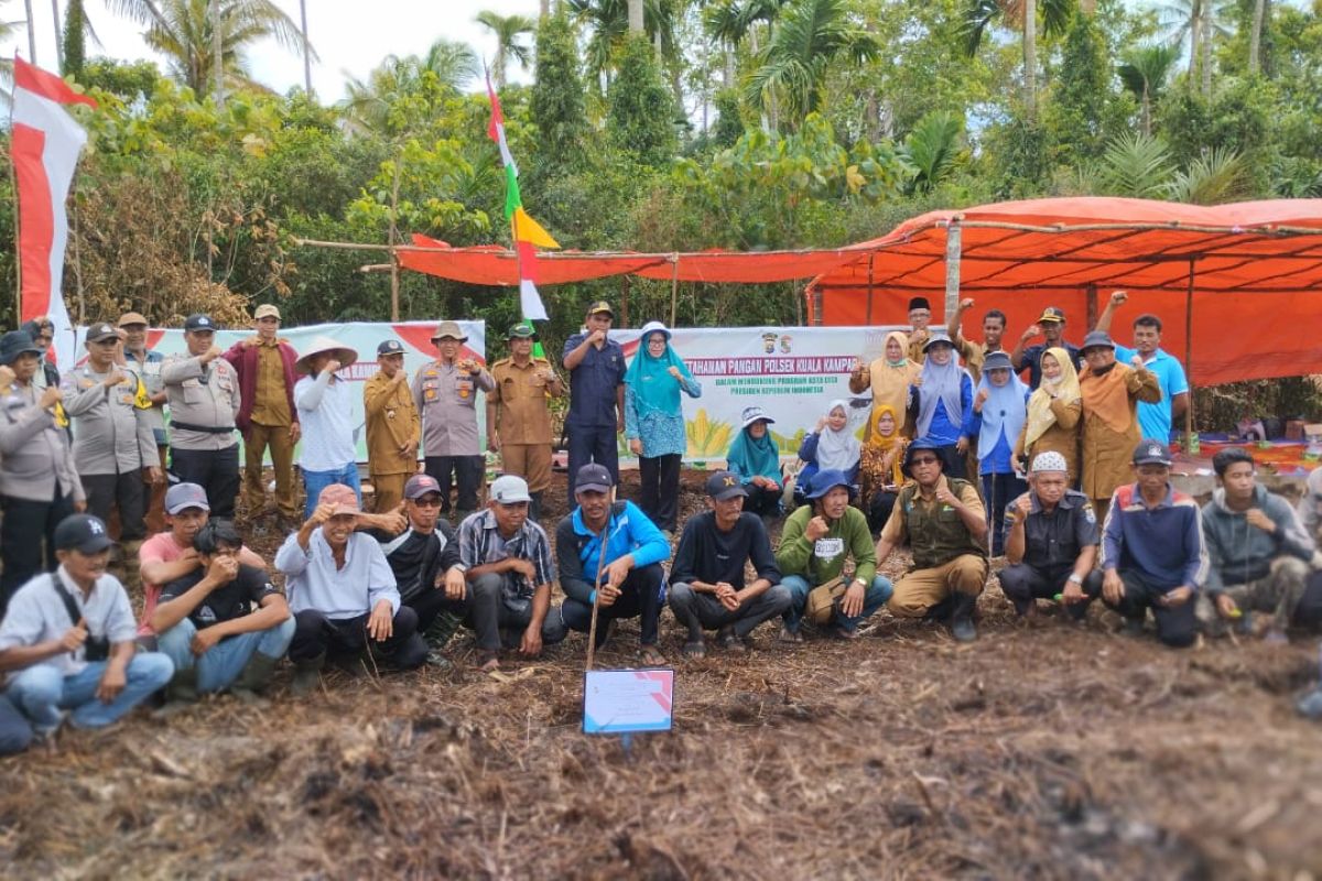 Pilkada berjalan aman, polisi di Kuala Kampar gelorakan swasembada pangan