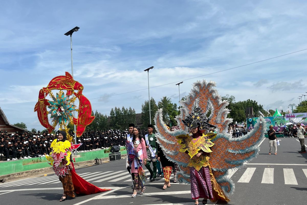 Pemkab Batanghari gelar karnaval pawai budaya