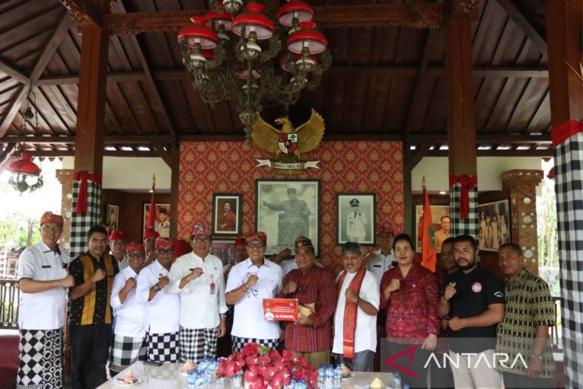 Pemkab Tabanan salurkan bantuan  korban erupsi Gunung Lewotobi Laki-Laki