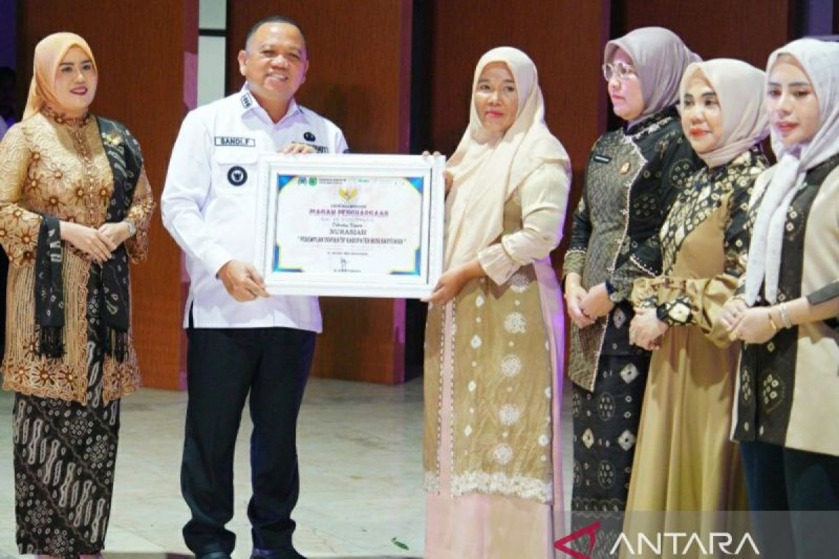 Muba berikan penghargaan untuk delapan perempuan inspiratif