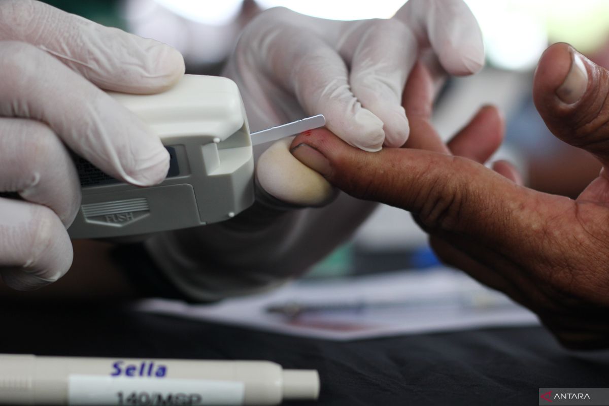 Indonesia urges public to join free health screening program