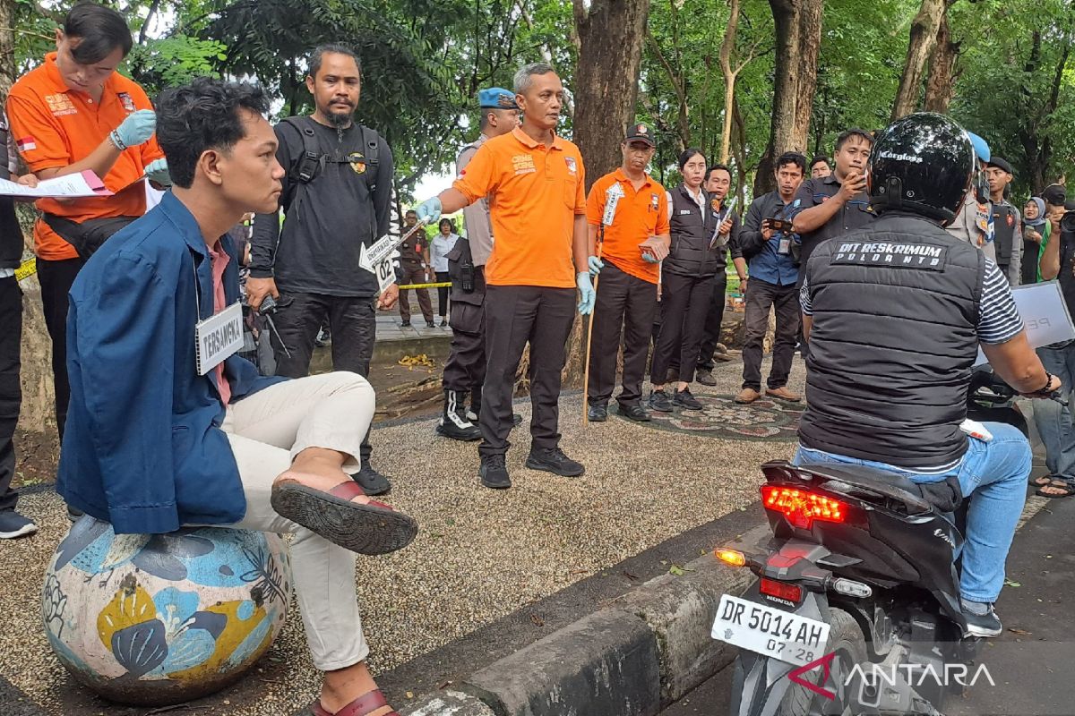 Rekonstruksi kasus pencabulan IWAS: Versi korban dan tersangka berbeda, total 49 adegan