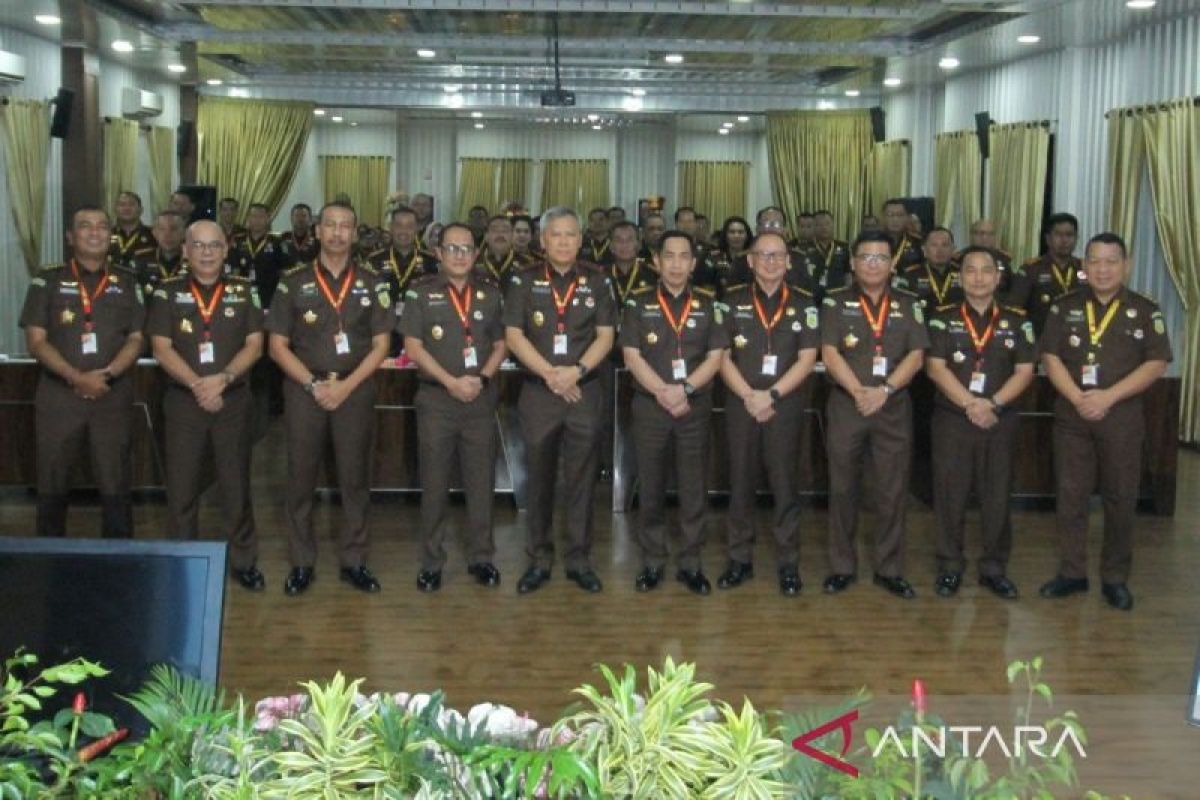 Rakerda 2024, Kajati Sumut minta seluruh jajarannya jaga profesionalitas dan integritas