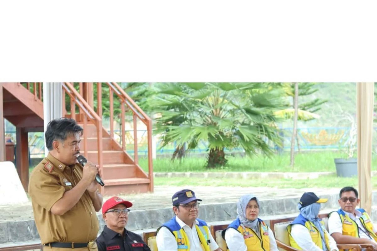 Sekda Pringsewu hadiri reses anggota DPR RI Komisi V