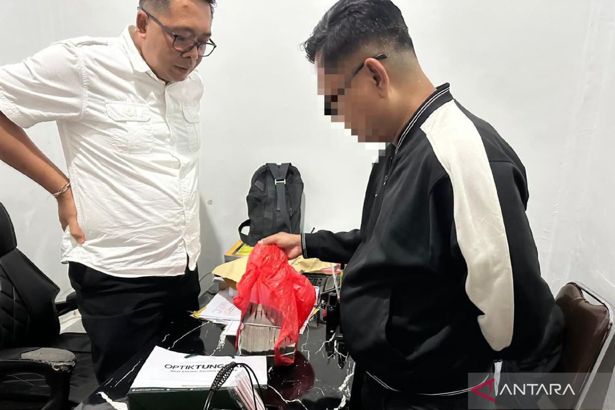 Kabid SMK Dikbud NTB terjaring OTT jadi tersangka korupsi
