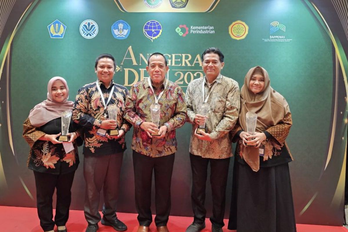 Pemprov Jatim raih lima penghargaan dalam Anugerah DEN tahun 2024