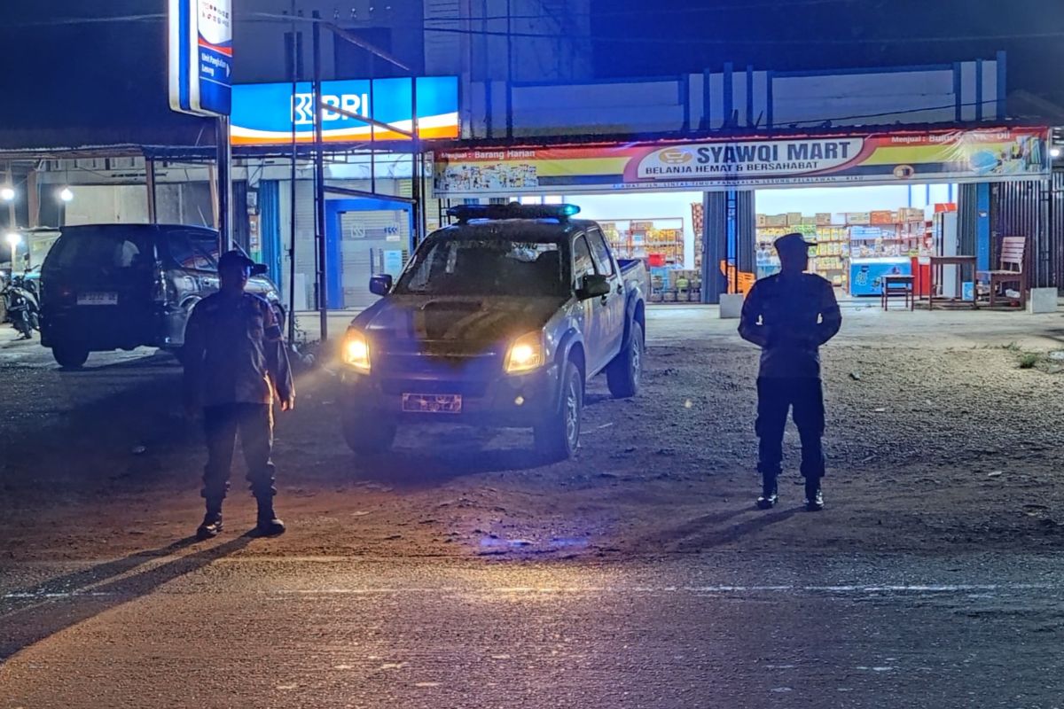 Jelang Nataru,  Polsek Pangkalan Lesung patroli rutin malam hari