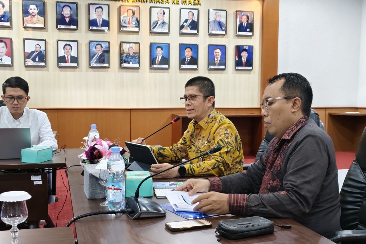 Pemprov Sumbar dan BI Kebut Penyusunan Rencana Induk Pengembangan Masjid Raya Menjadi Sentra Gaya Hidup Halal di Indonesia