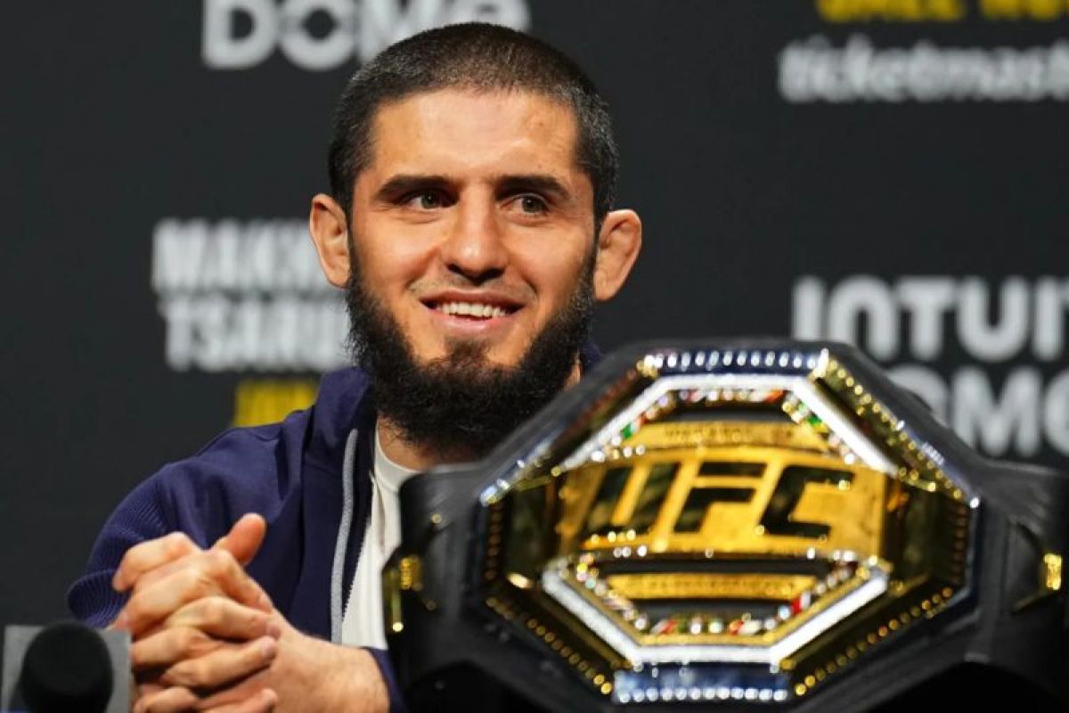 Islam Makhachev bertekad kembali tumbangkanTsarukyan pada UFC 311