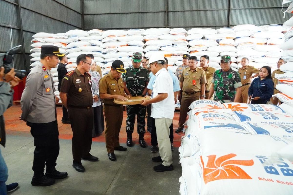 Hadapi Natal dan Tahun Baru, Bulog Madiun pastikan stok beras aman