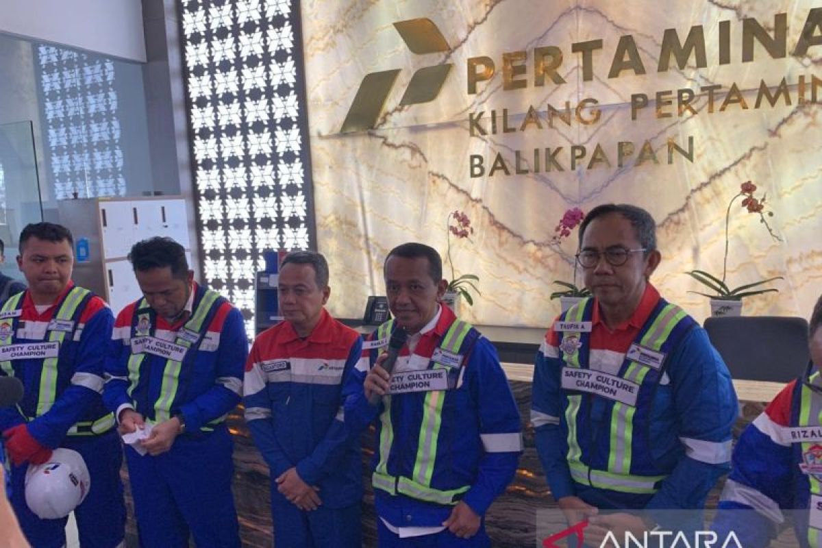 Menteri Bahlil minta Proyek RDMP selesai Juni 2025