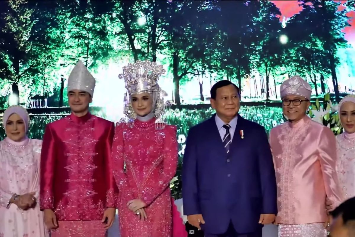 President, Vice President and Jokowi attended Zulkifli Hasan's daughter's wedding