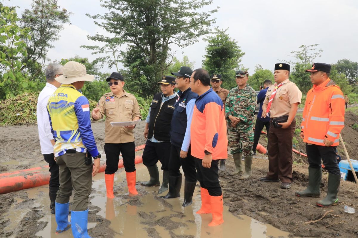 Tangani banjir, Pemprov Jatim optimalkan pompa air