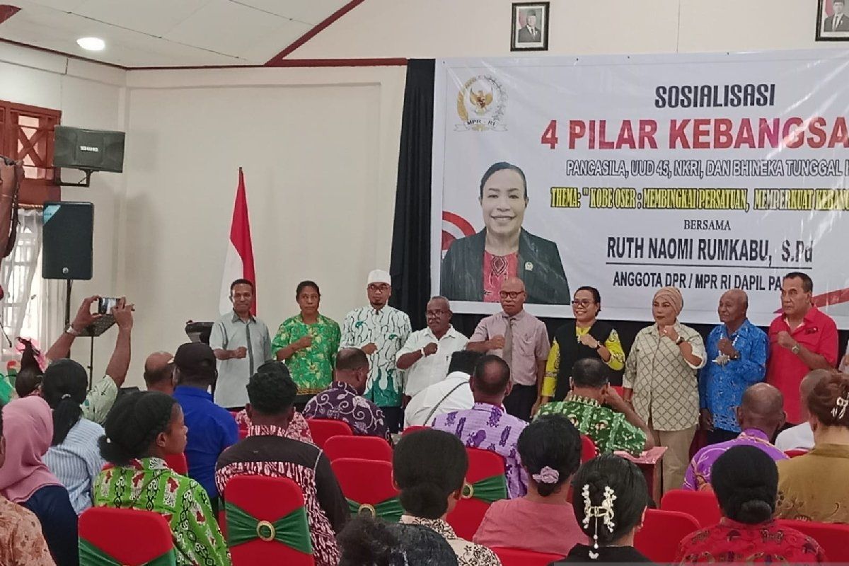 Anggota DPR RI ajak warga Biak Numfor implementasi empat pilar kebangsaan