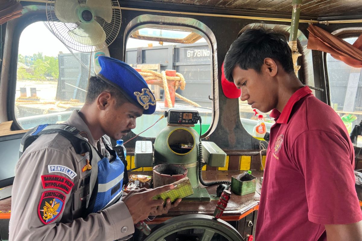 Sambang Nusa Presisi Ditpolairud Polda Kaltara di Perairan Tarakan Sinergi antara Polri dan Masyarakat