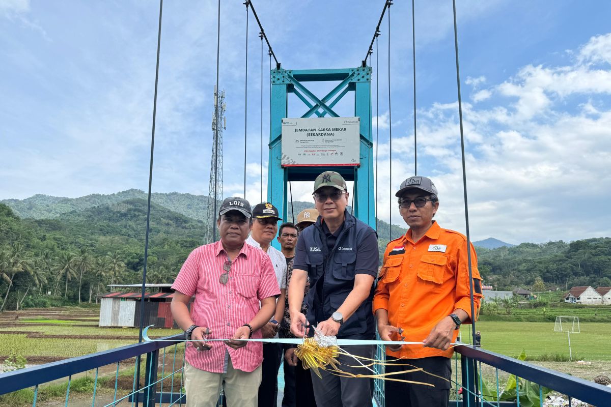 Danereksa revitalisasi Jembatan Karsa Mekar di Tasikmalaya, bantu tumbuhkan ekonomi