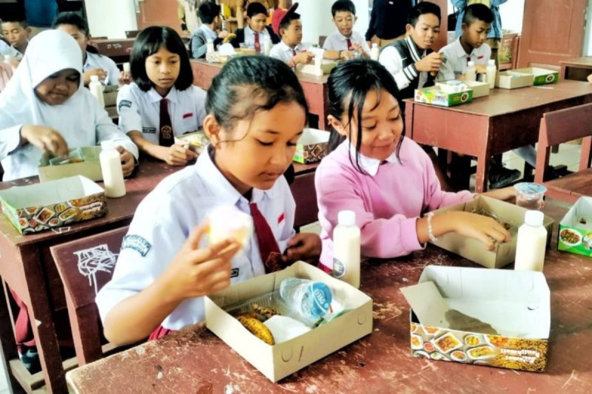 Pemkab Simalungun siap laksanakan makanan bergizi sehat pelajar