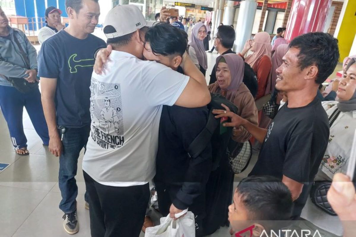 HNSI: Keluarga siapkan satu ekor sapi setelah Rival selamat dari musibah jatuh di Samudera Hindia