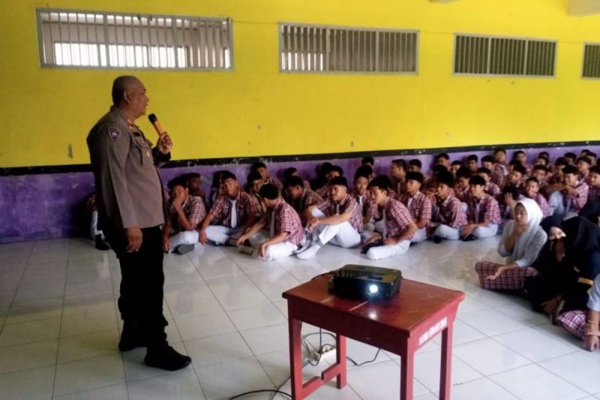 Polres Langkat lakukan  penyuluhan kenakalan remaja