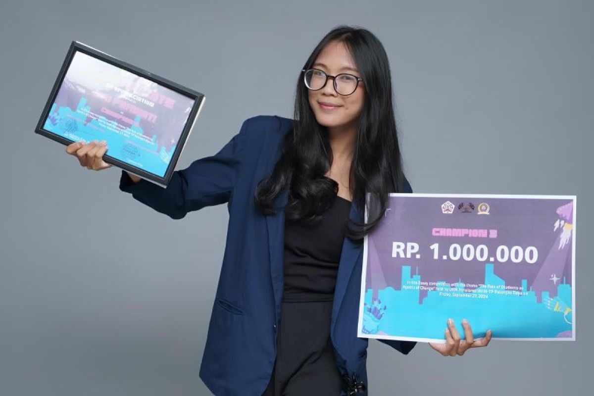 Mahasiswa IAHN Gde Pudja Mataram raih juara kompetisi menulis esai