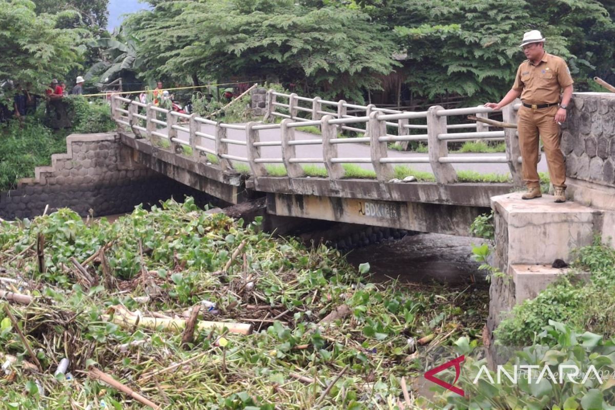 Tulungagung ajukan bantuan perbaikan infrastruktur rusak akibat hujan