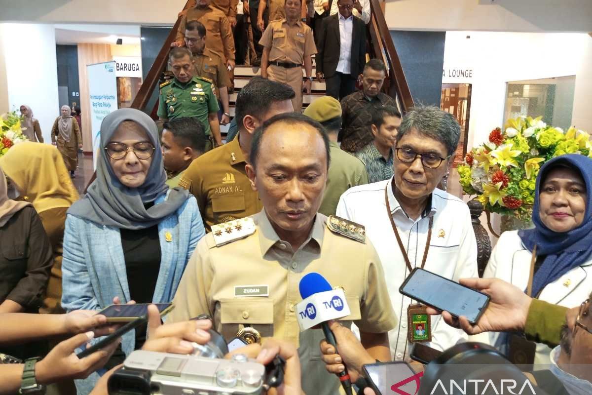 Penjabat Gubernur Sulsel ingatkan seluruh ASN untuk bertaubat dari judi daring