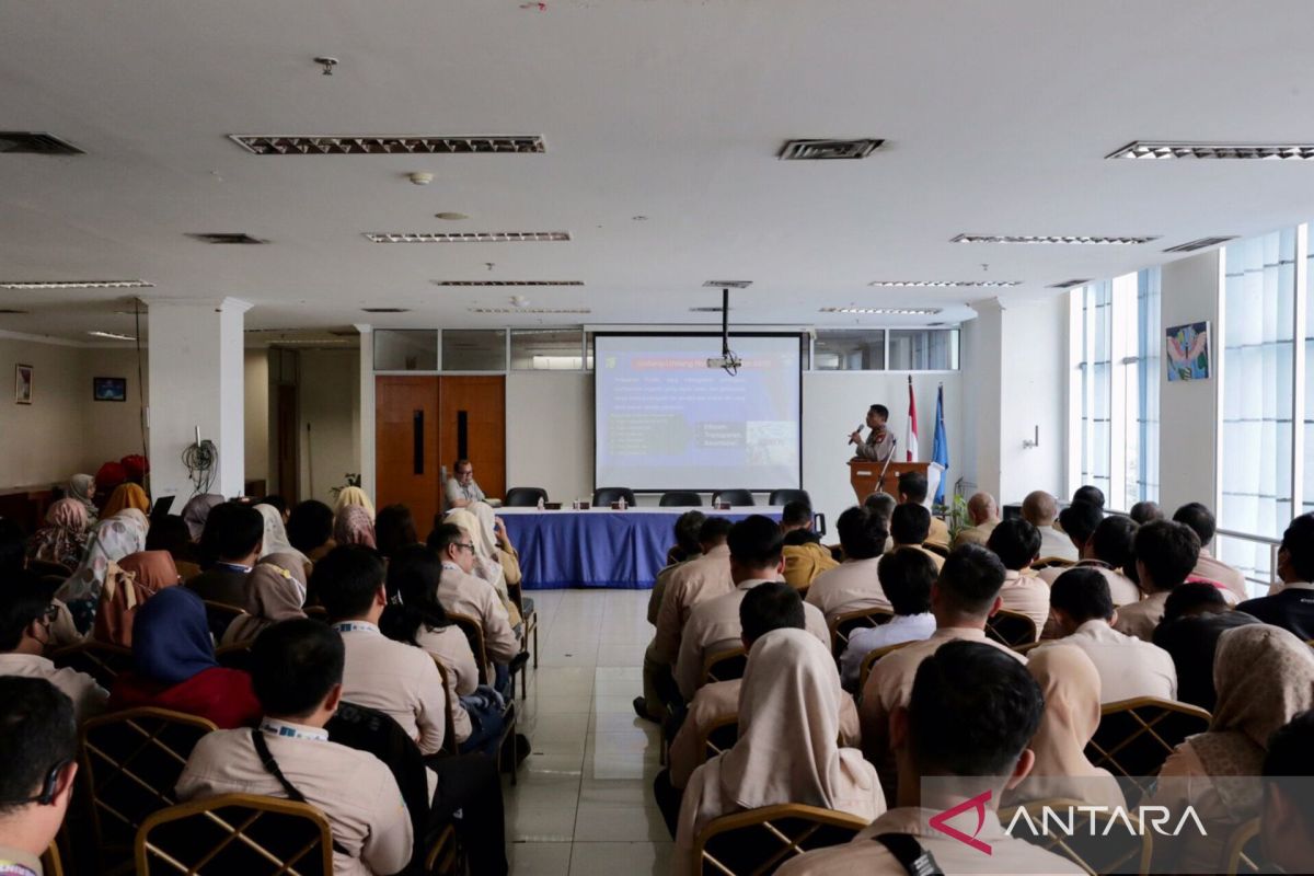 Jakpus komitmen jaga pelayanan kependudukan tanpa pungutan liar