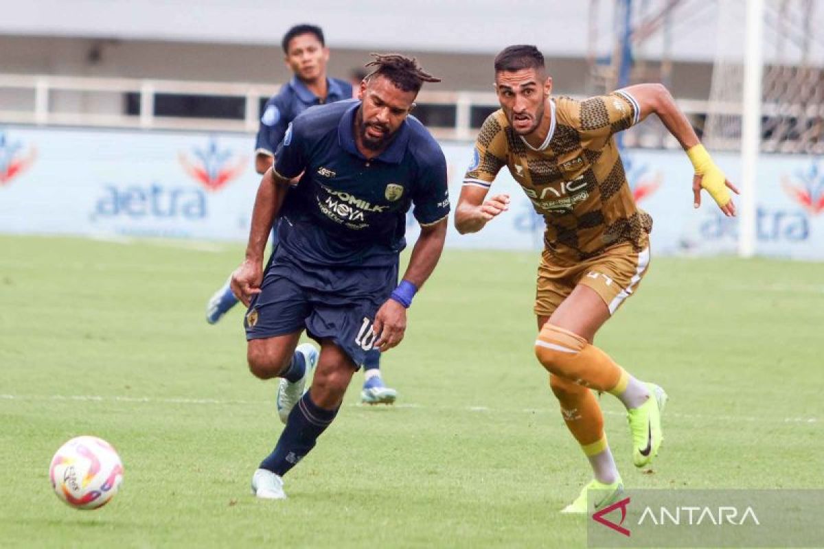 Hasil Liga 1 Indonesia: Persebaya tertahan, Persib belum terkalahkan