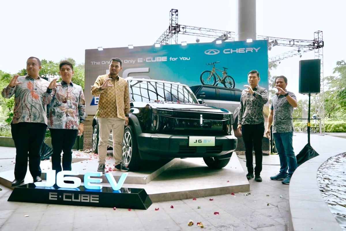 Chery Indonesia resmi luncurkan J6 di Surabaya