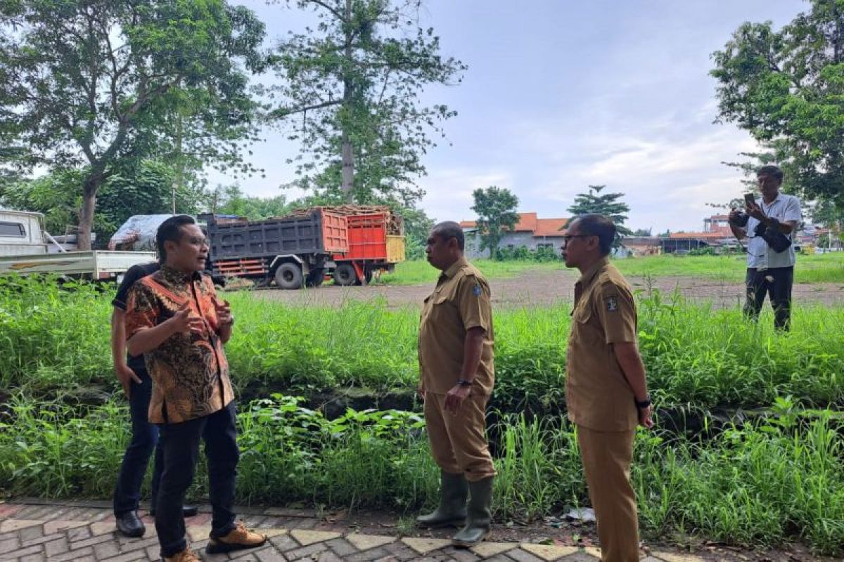 Legislator Surabaya soroti molornya pembangunan JLLB