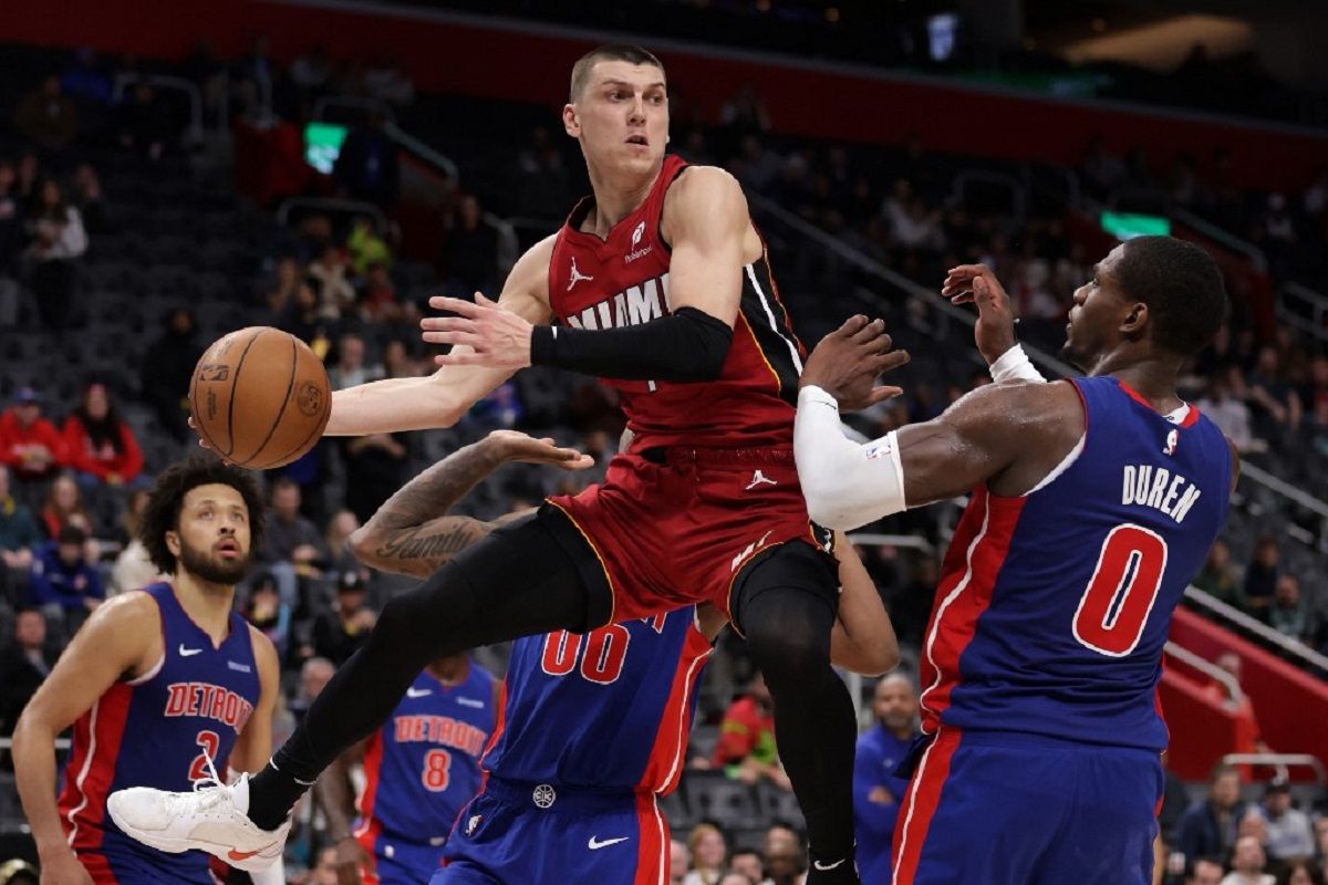 Pistons akhiri tren positif Heat dengan kemenangan dramatis 125-124  