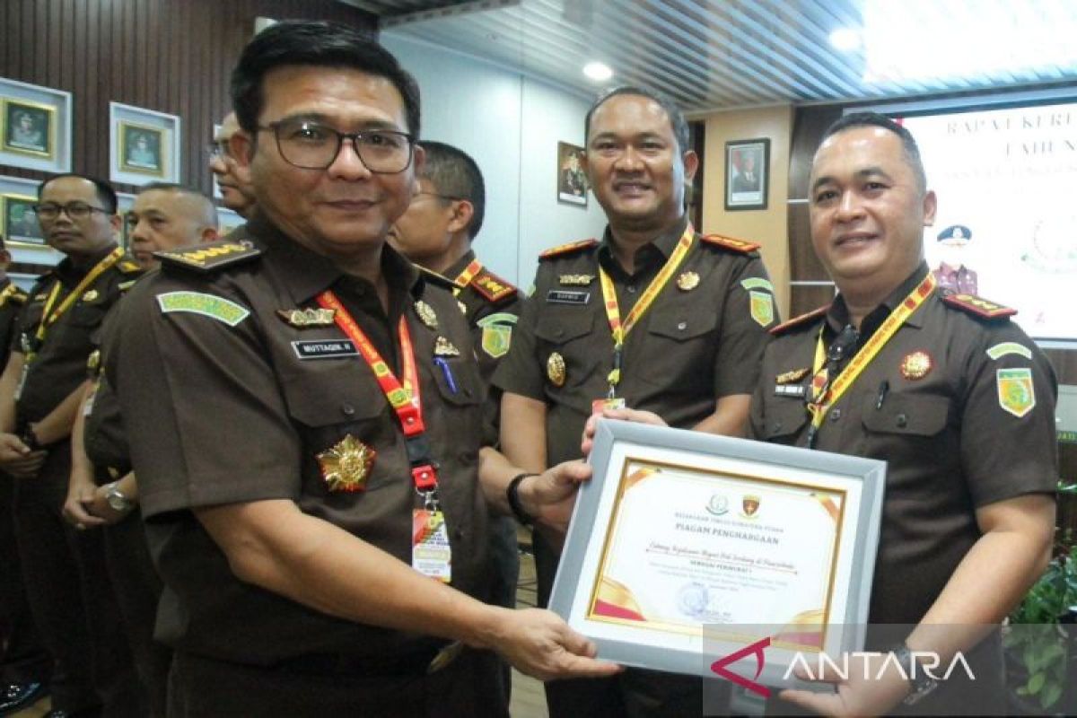 Cabang Kajari Deli Serdang di Pancur Batu raih tiga penghargaan  se-wilayah Sumut