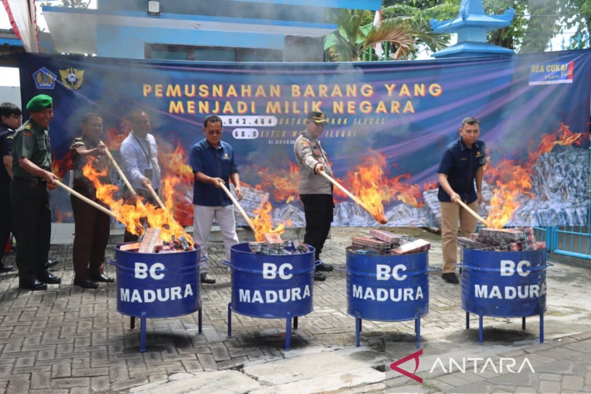 Bea Cukai Madura sita puluhan juta batang rokok ilegal