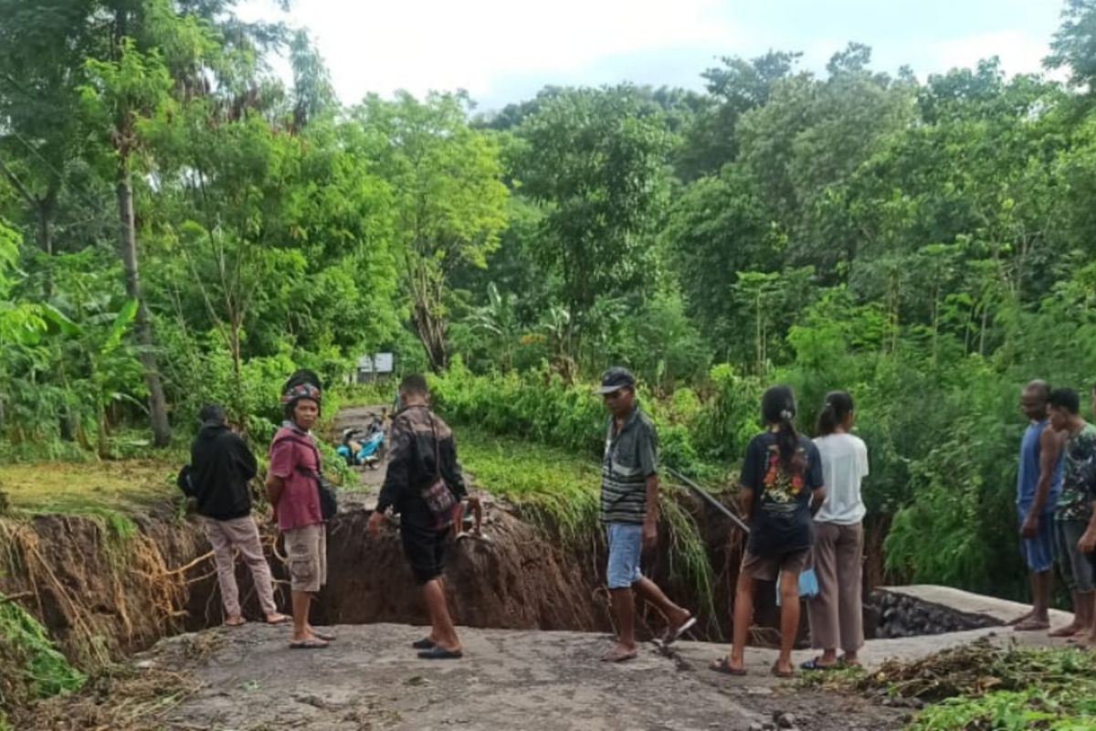 BPBD Matim identifikasi deker ambruk