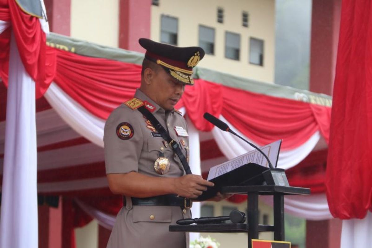 Wakapolda Pimpin Upacara Penutupan Pembentukan Bintara Detasemen Harin Sanskara