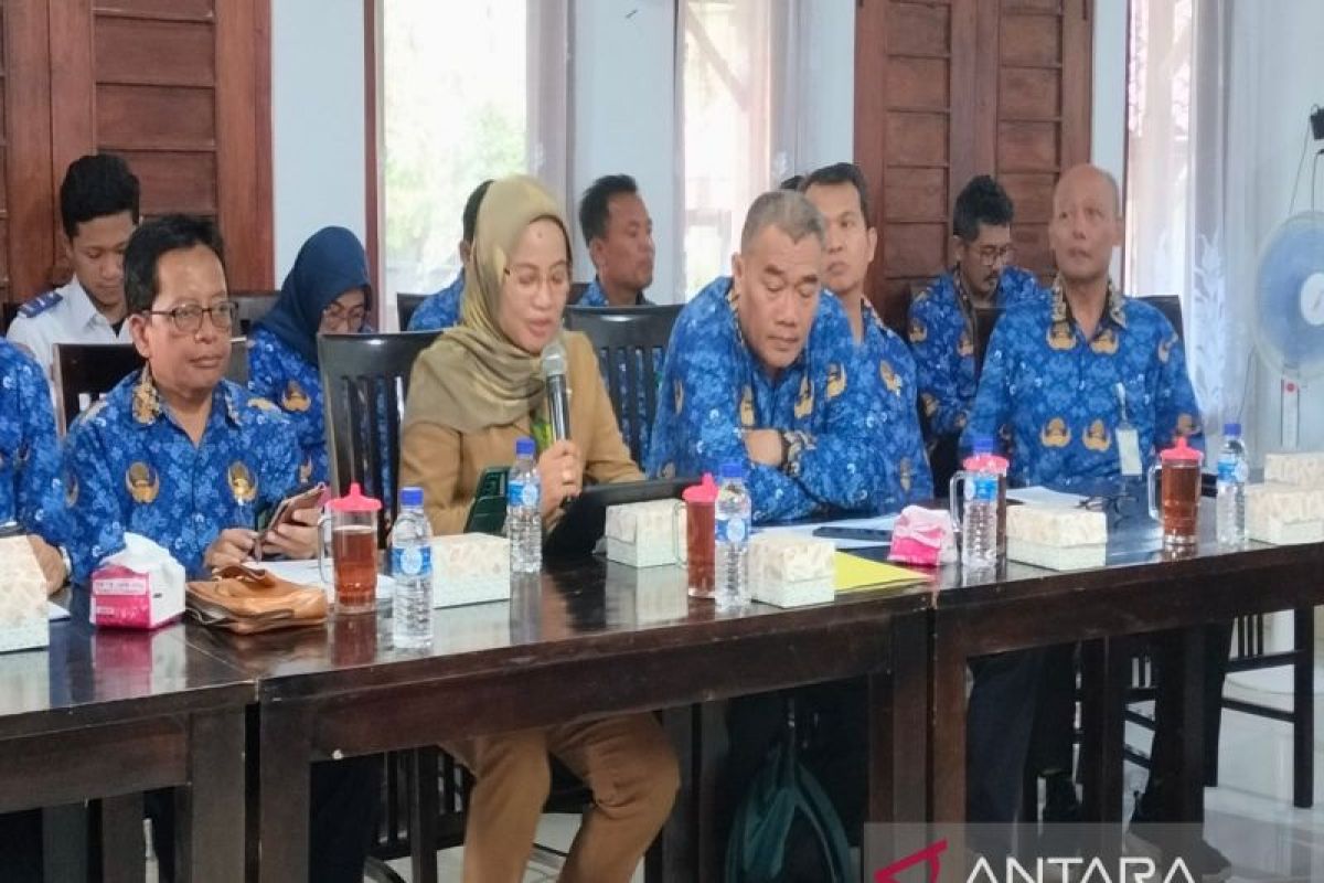 Pemkab Kulon Progo pastikan stok kebutuhan pokok menjelang Natal aman