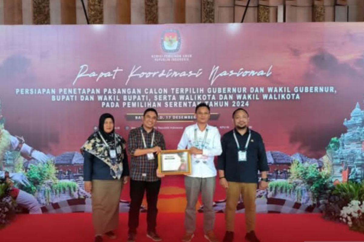 KPU Kota Gorontalo meraih penghargaan penyelenggaraan Pilkada 2024