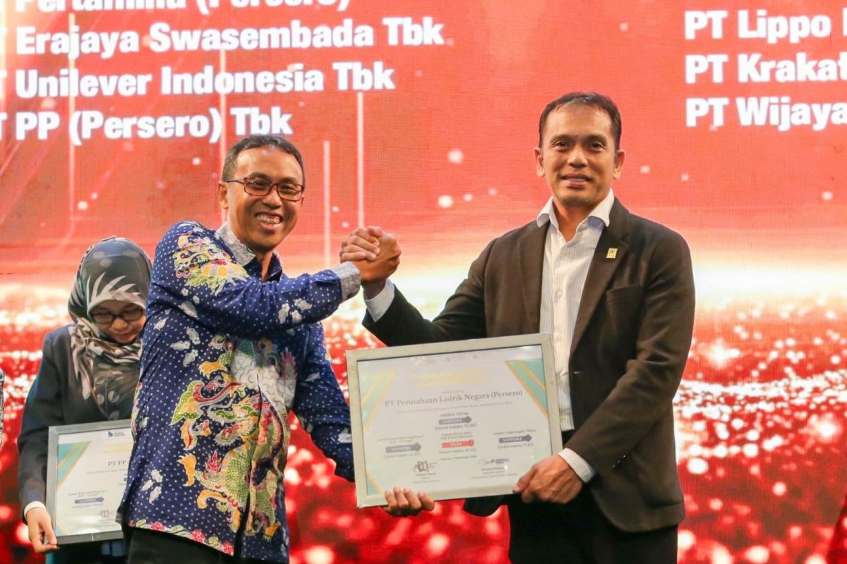 PLN raih penghargaan Integritas Bisnis Lestari 2024 dari Transparency International Indonesia dan Tempo