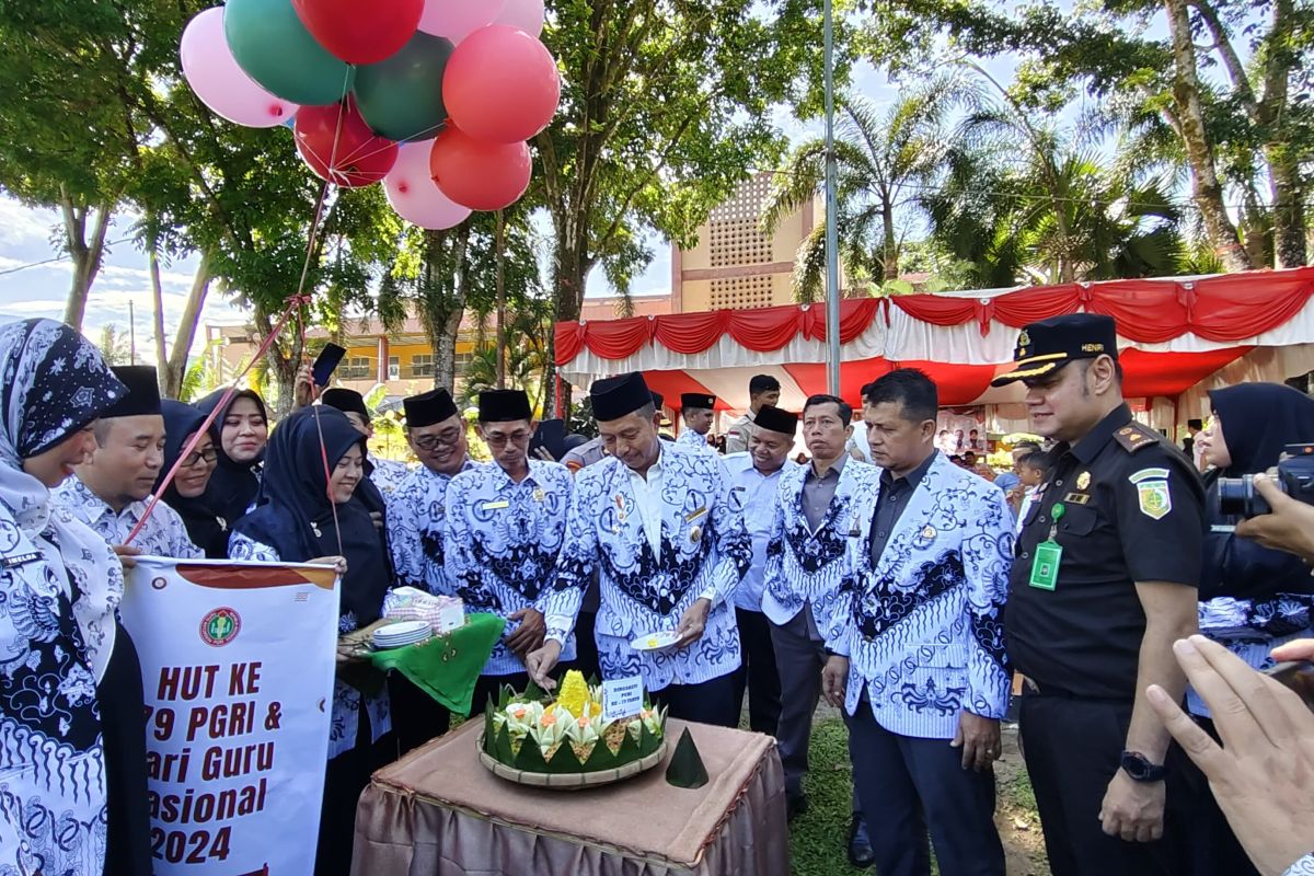 Pemkab Pasaman Barat: Guru penting dalam tingkatkan mutu pendidikan