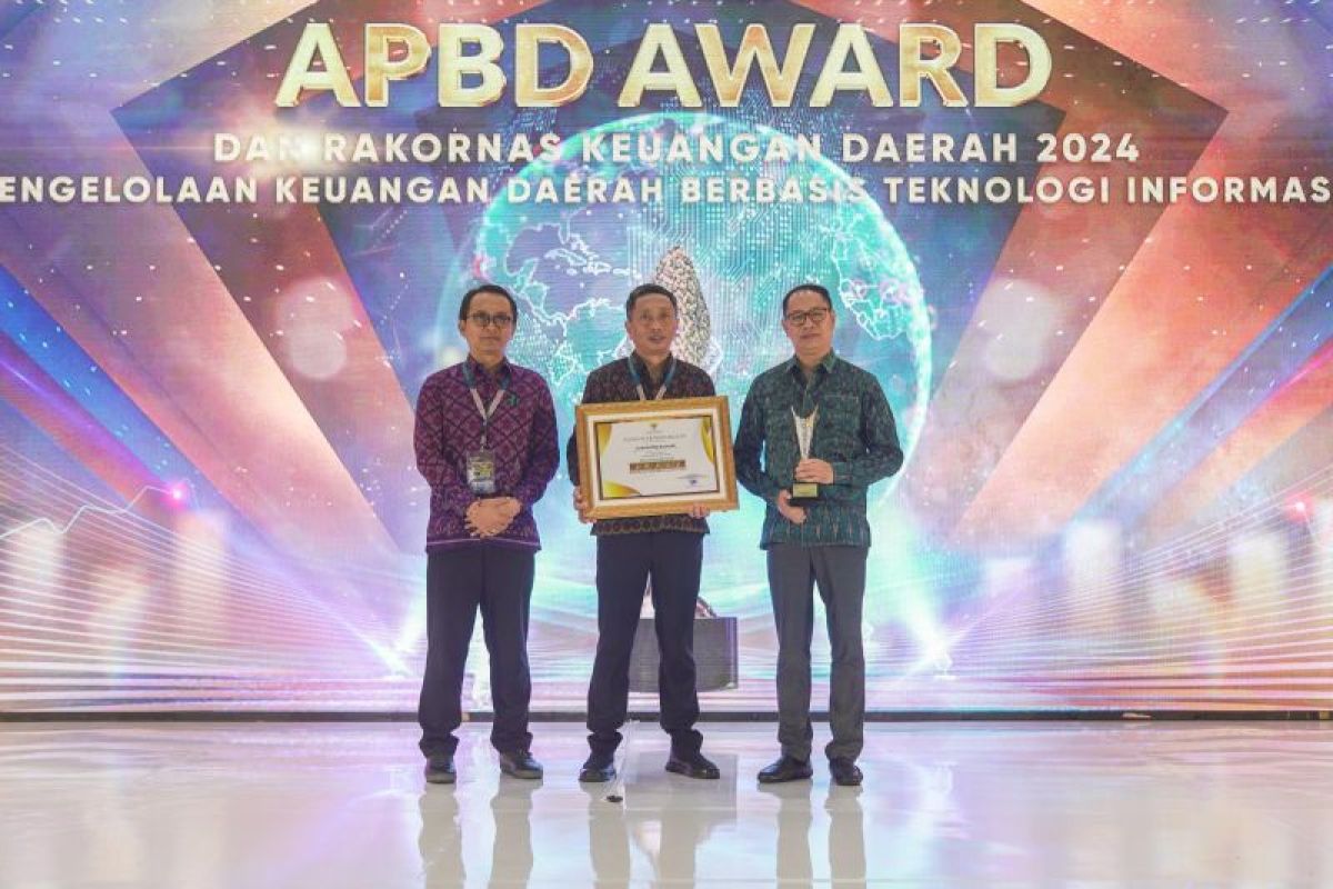 Pemkab Badung raih penghargaan APBD Award 2024