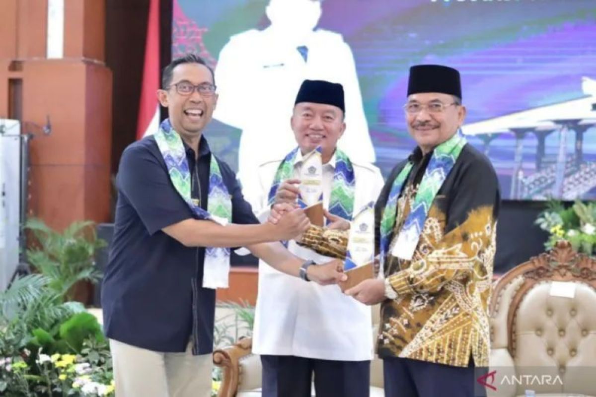 Kalsel kemarin dari Environmental Award hingga akselerasi pembangunan