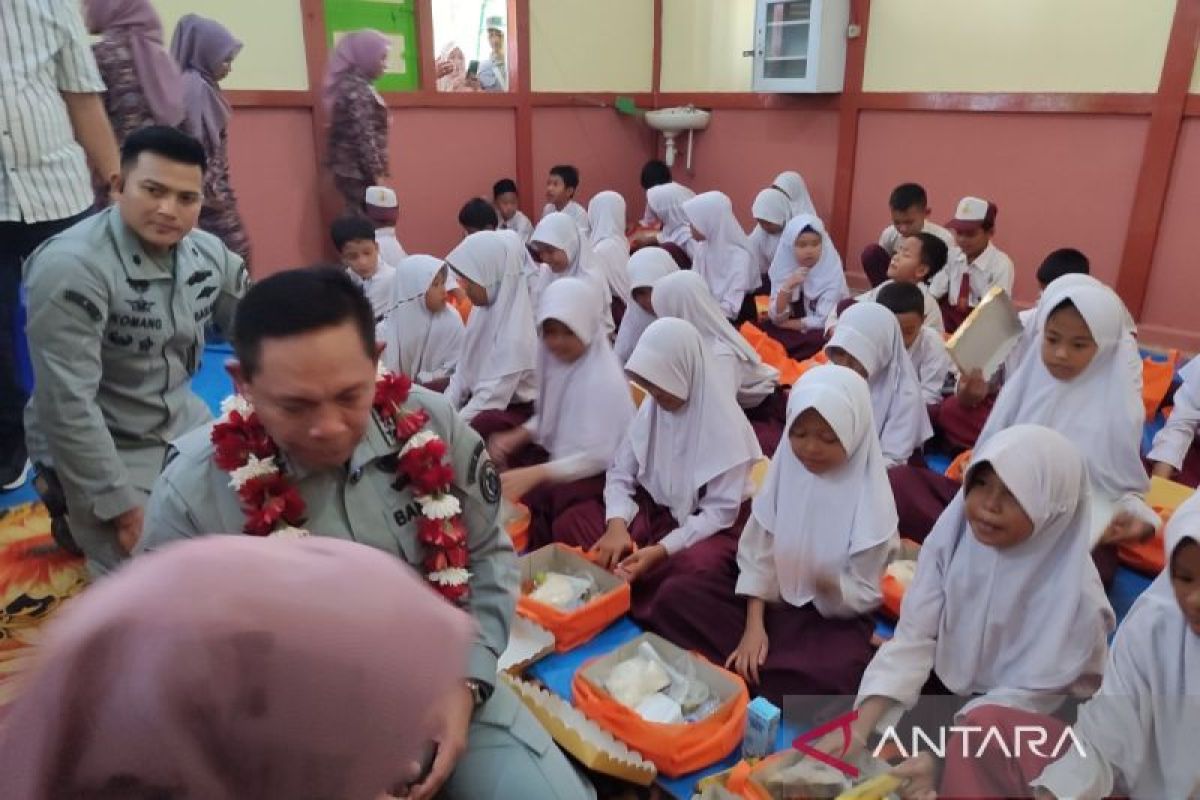 3 ribu siswa di Bengkulu manfaatkan program makan bergizi awal 2025