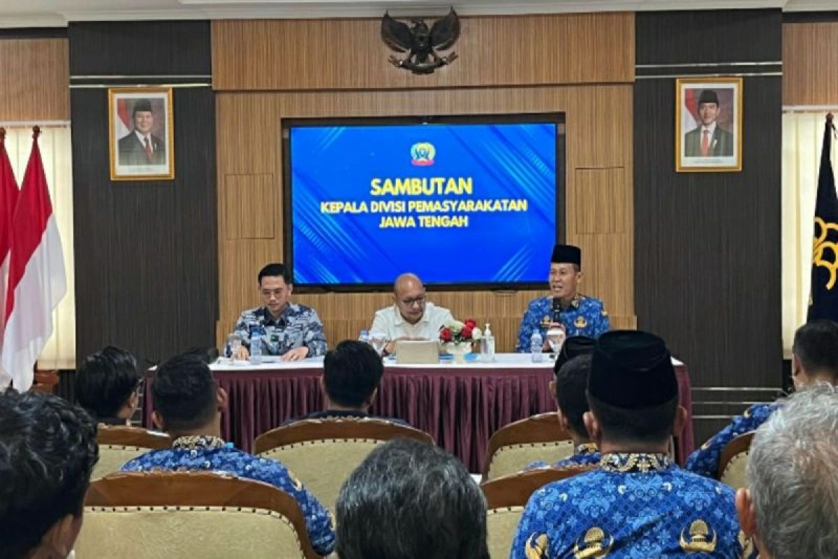 Gandeng firma hukum, Kemenkumham Jateng edukasi WBP Lapas Kedungpane