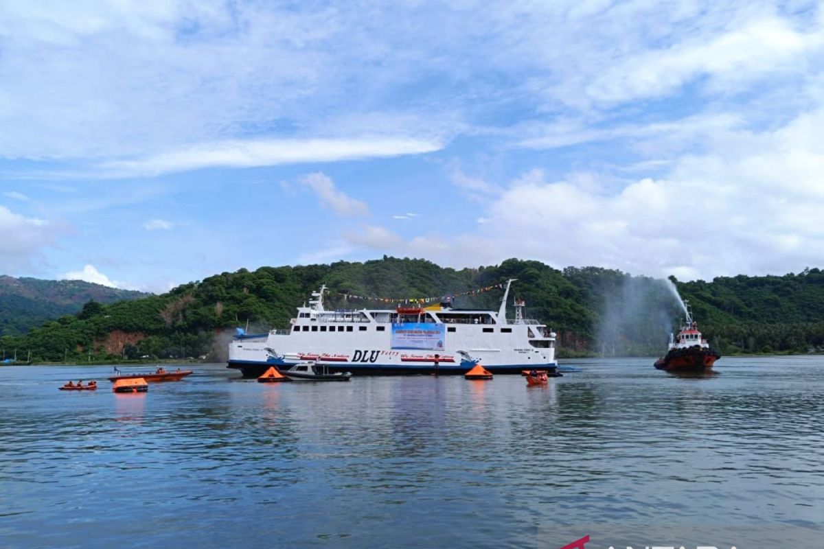 Kemenhub apresiasi kampanye keselamatan pelayaran DLU di Pelabuhan Lembar Lombok